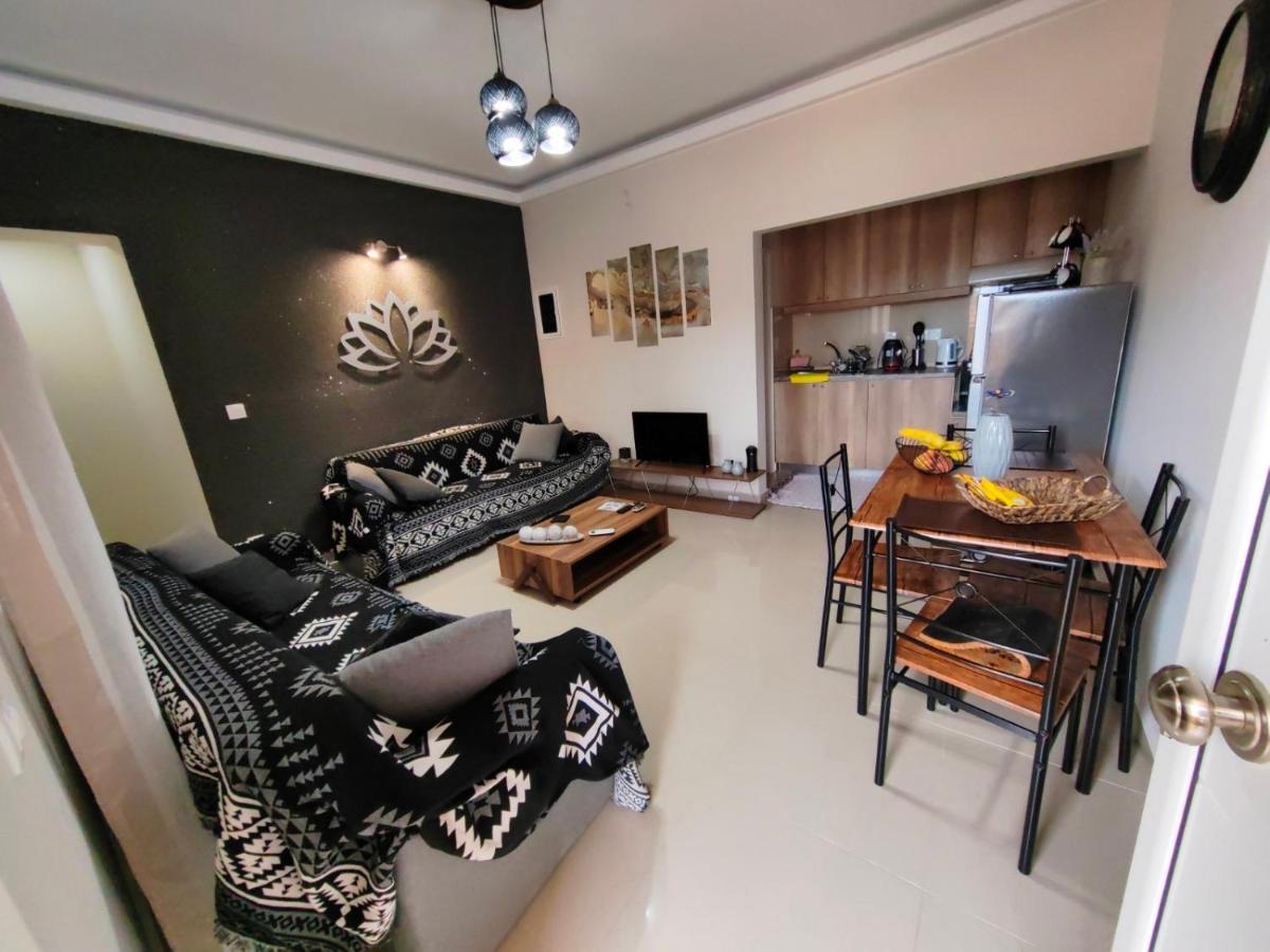Theo Apartments 1 อาร์เตมีดา ภายนอก รูปภาพ